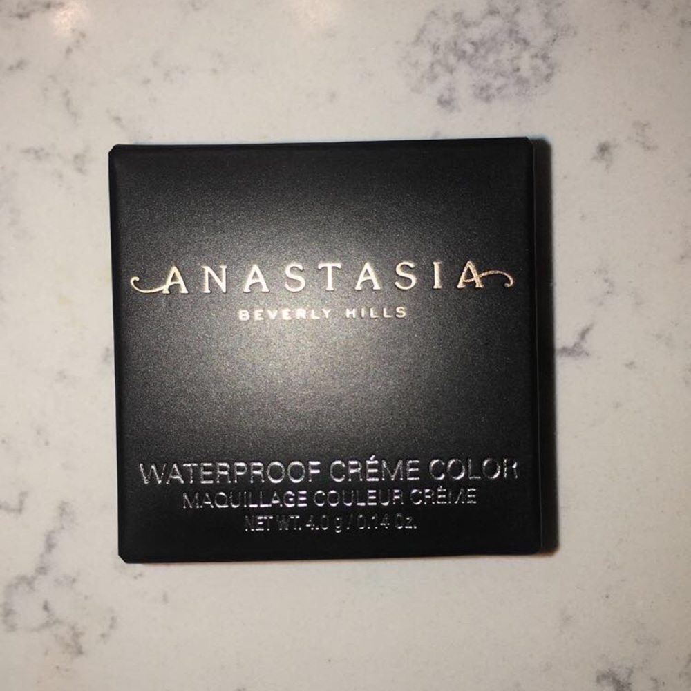 Anastasia Beverly Hills Waterproof Crème Color